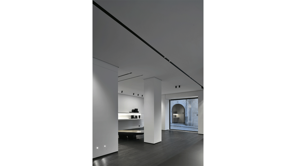 Apure Architectural Lighting Opens Flagship Showroom in Mallorca